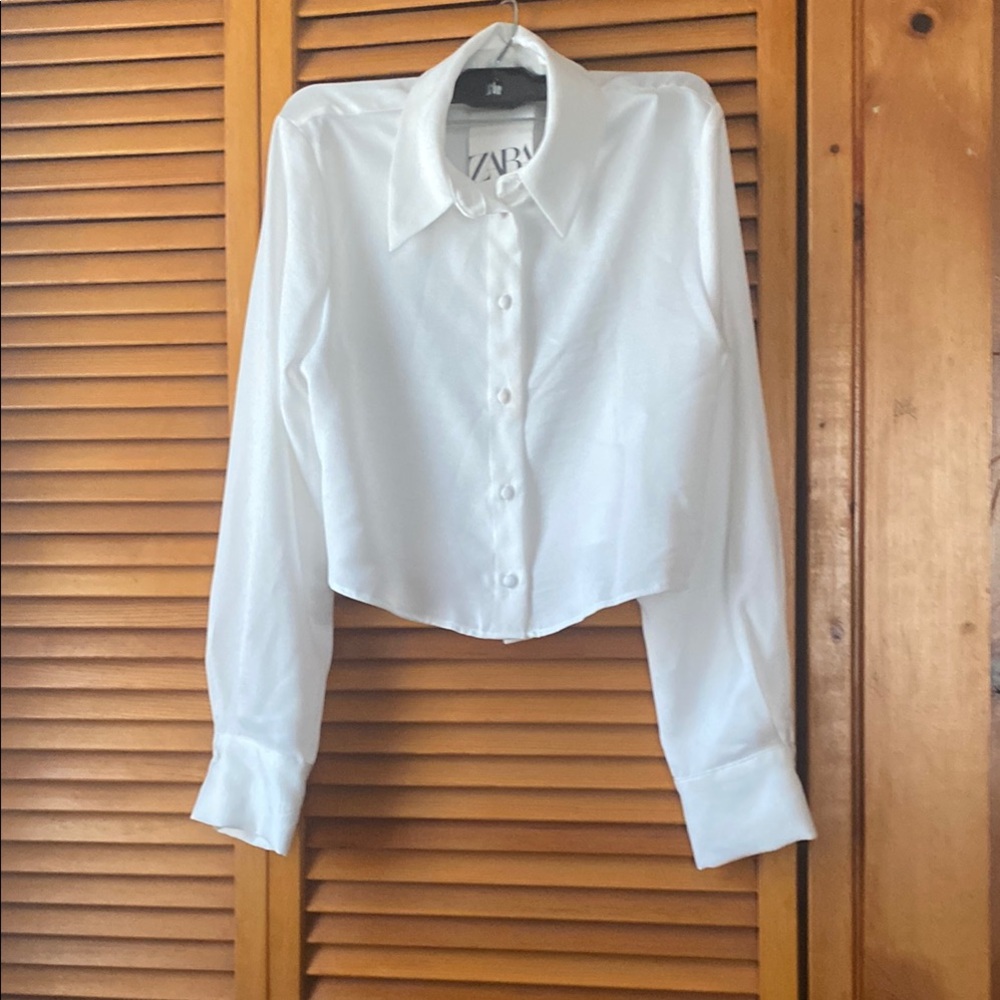 Zara Women's White Button-Up Top beautiful top nice collar long sleeve
